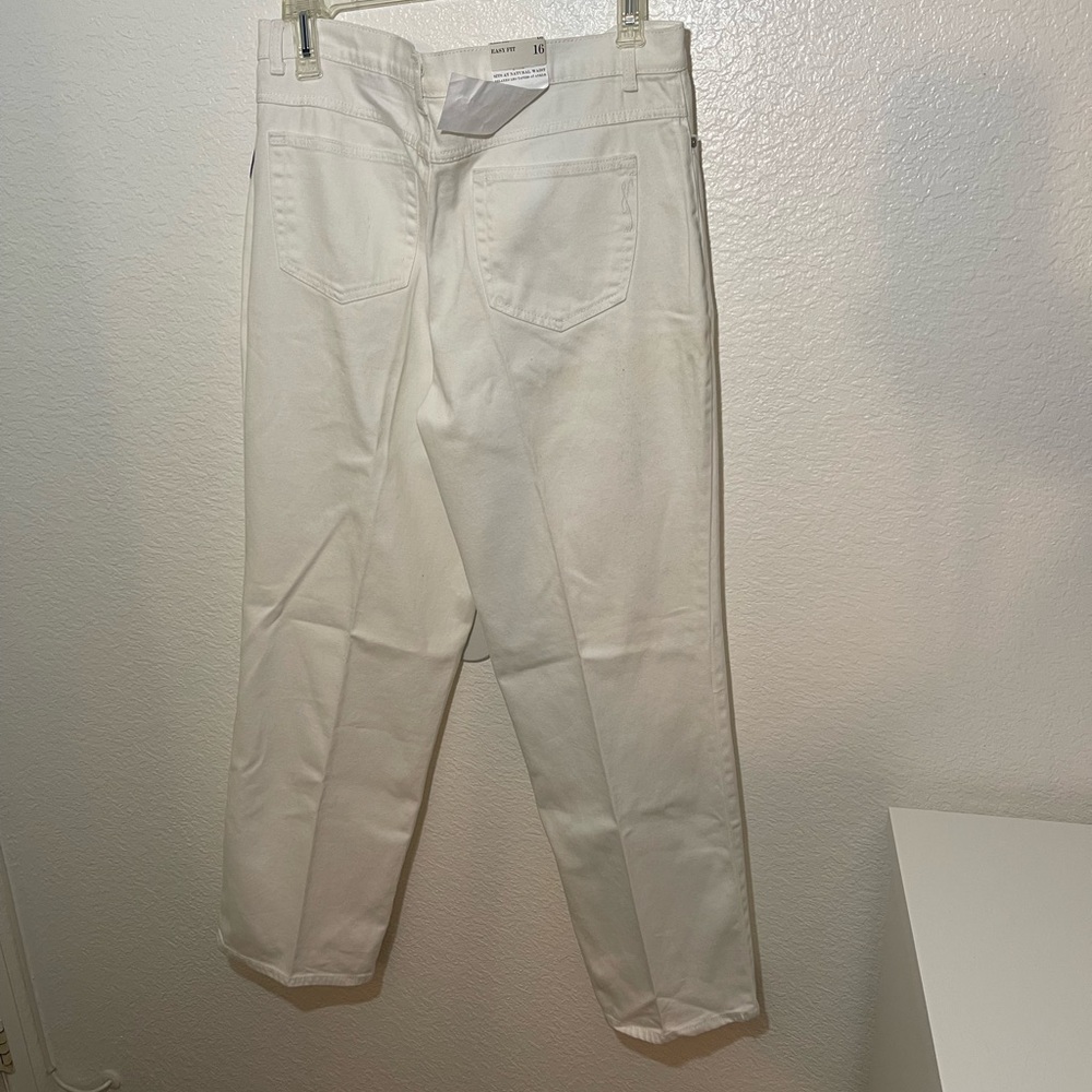 Style & Co  White Jeans Easy Fit          Size 16 - Picture 13 of 14